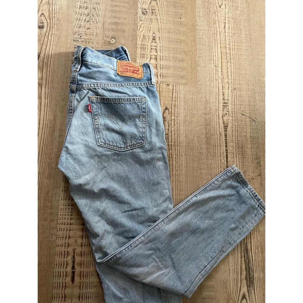 Women’s Levi Jeans 501 T